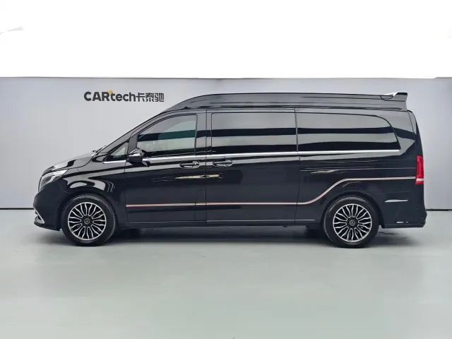 Rhein Auto Traveler — Фото автомобиля 3