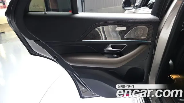 Mercedes-Benz GLE-Class — Фото автомобиля 22