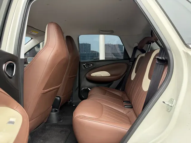 Wuling Bingo — Фото автомобиля 12