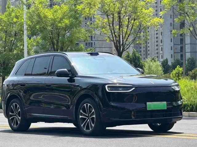 Aito M7 — Фото автомобиля 3