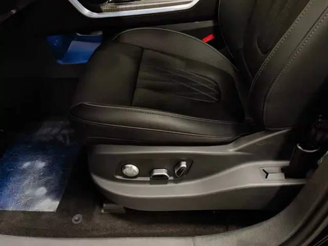 Hongqi Hongqi HS7 PHEV 2024 2.0T PHEV AWD Qichang Edition 7-seater — Фото автомобиля 20