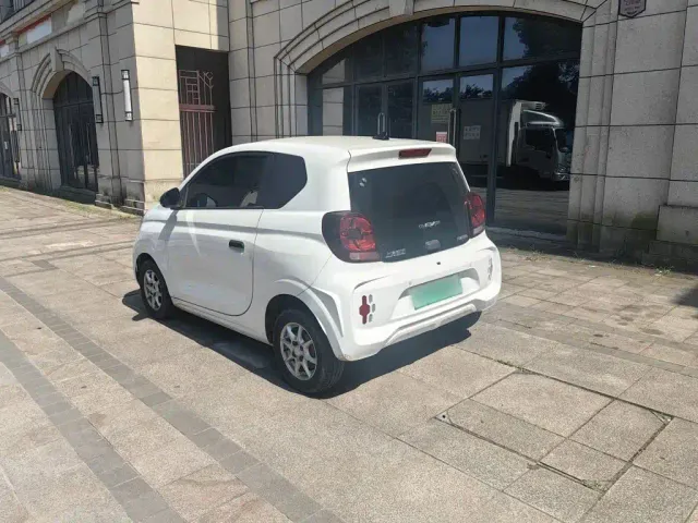 Roewe Clever — Фото автомобиля 4