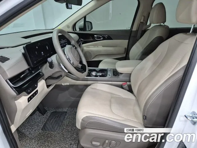 Kia Carnival 4th Gen — Фото автомобиля 11