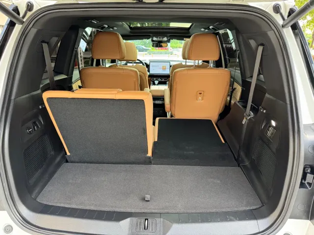 GAC Trumpchi ES9 — Фото автомобиля 10