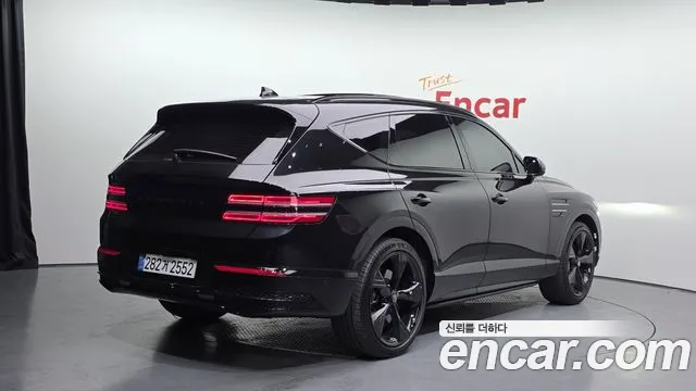 Genesis GV80 — Фото автомобиля 2
