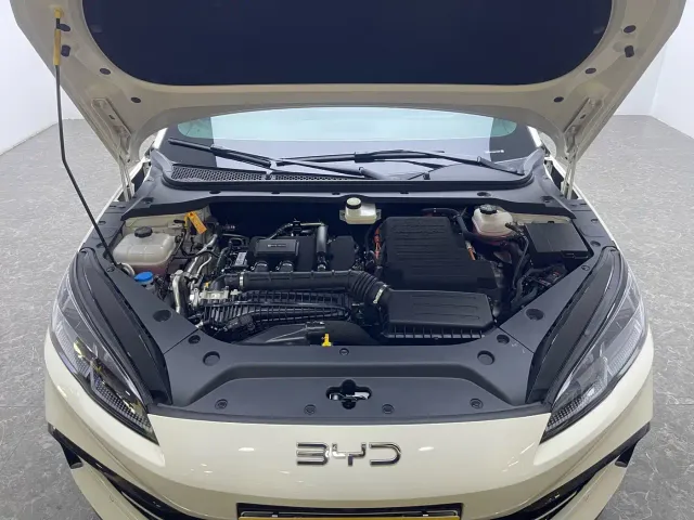 BYD Seal 06 — Фото автомобиля 19