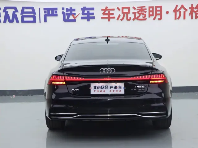 Audi A7L — Фото автомобиля 20