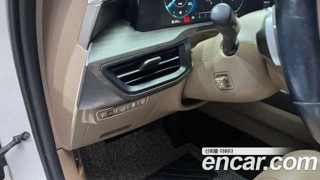 Kia K8 Hybrid — Фото автомобиля 28