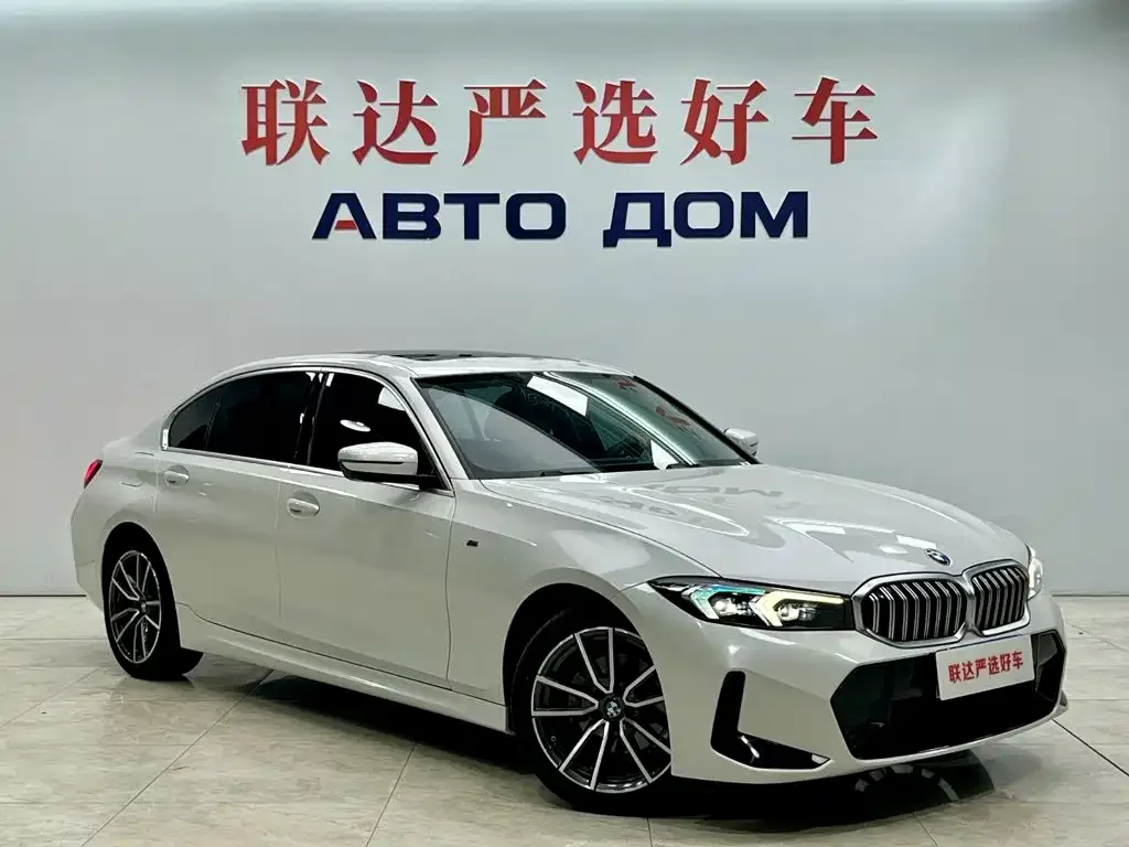 BMW BMW 3 Series 2023 320Li M Sport Package — Фото автомобиля 3