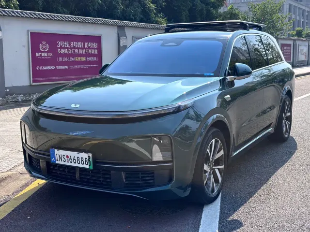 Фотография автомобиля — Li Auto L8