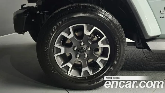 Jeep Wrangler JL — Фото автомобиля 4