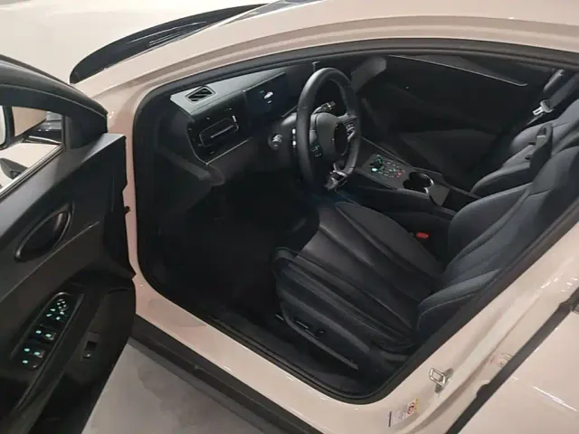 BYD Seal 06 — Фото автомобиля 15