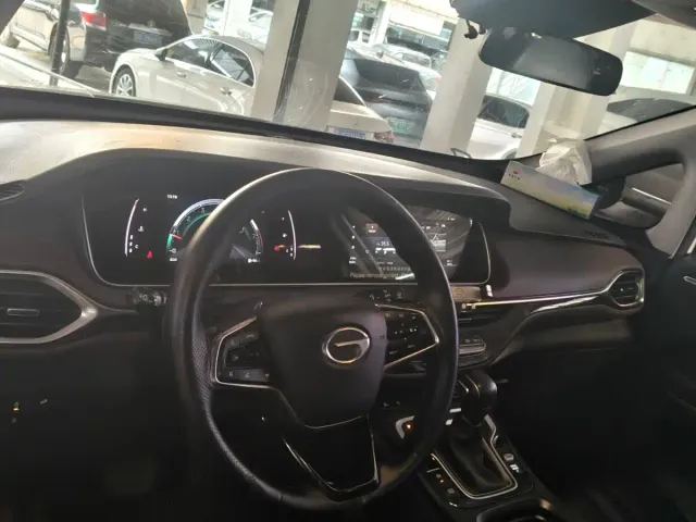 GAC Trumpchi M6 — Фото автомобиля 9