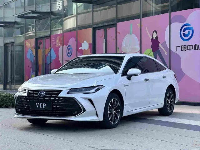 Фотография автомобиля — Toyota Avalon
