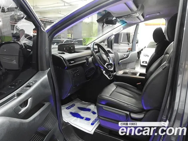 Hyundai Staria Staria Карго 3 места — Фото автомобиля 10