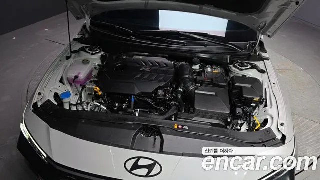 Hyundai Avante CN7 — Фото автомобиля 9