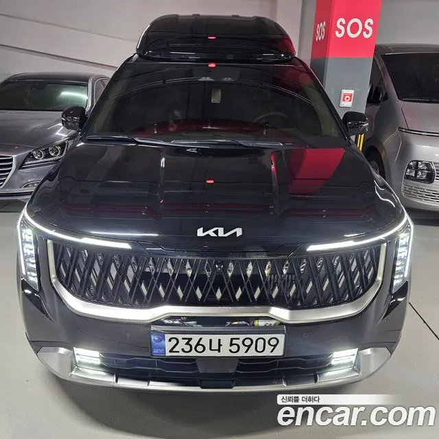 Kia Canival — Фото автомобиля 3