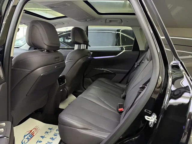 Buick Zhijing E7 — Фото автомобиля 8