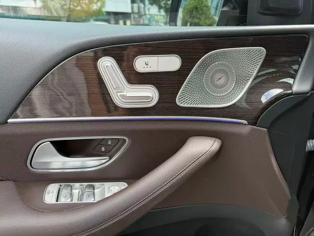 Mercedes-Benz GLE-Class — Фото автомобиля 15