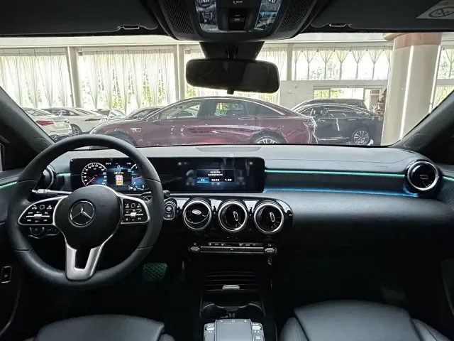 Mercedes-Benz A-Class — Фото автомобиля 16