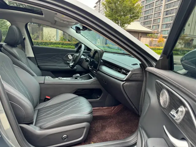Chery Arrizo 8 PRO — Фото автомобиля 5