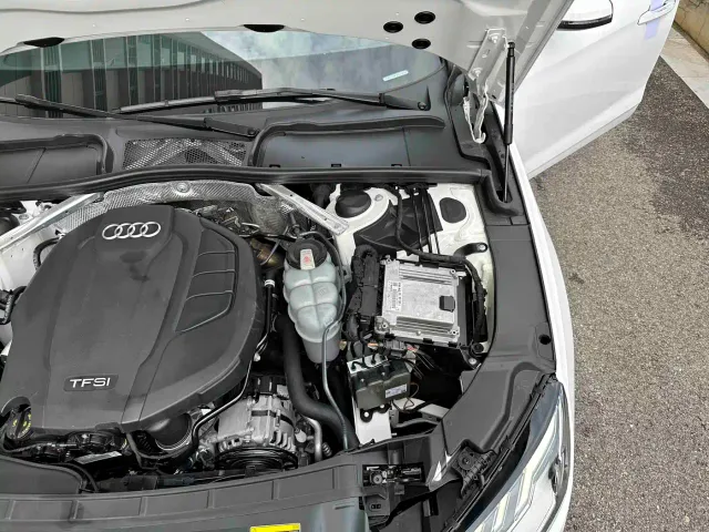 Audi A4L — Фото автомобиля 8