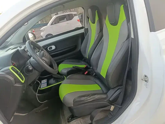 Roewe Clever — Фото автомобиля 14