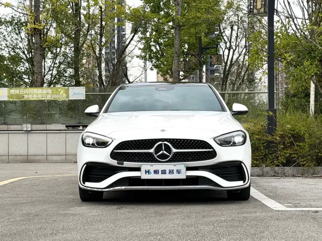 Mercedes-Benz C-Class — Фото автомобиля 2