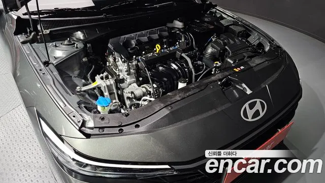 Hyundai Avante CN7 — Фото автомобиля 6