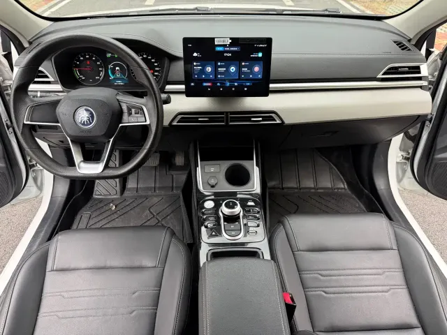 BYD Qin — Фото автомобиля 14