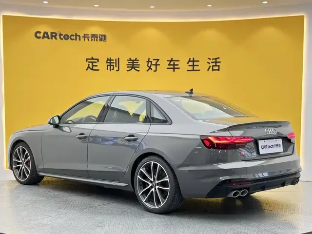 Audi S4 — Фото автомобиля 6