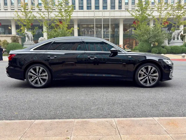 Audi A6L — Фото автомобиля 10