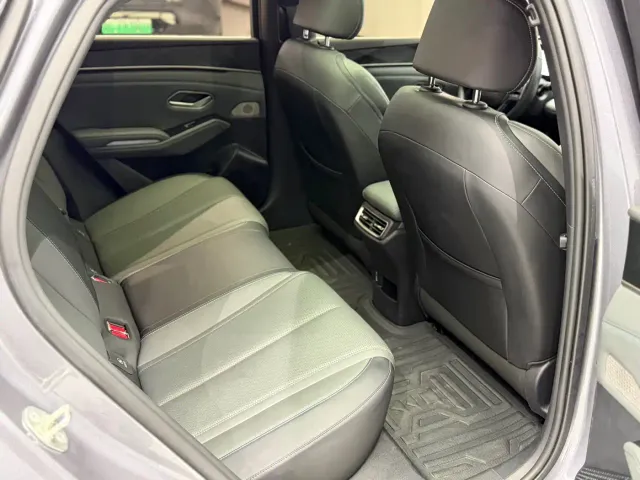 BYD Qin L — Фото автомобиля 18