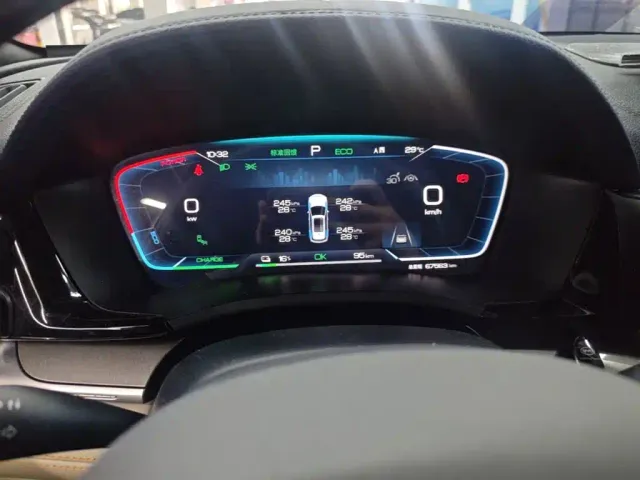 BYD Song PLUS — Фото автомобиля 11