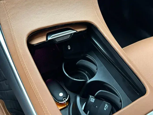Mercedes-Benz GLC-Class — Фото автомобиля 16