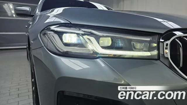 BMW 5 Series G30 — Фото автомобиля 7