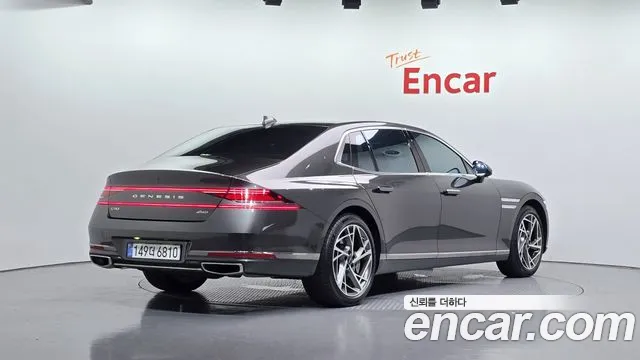 Genesis G90 Бензин 3.5 турбо AWD — Фото автомобиля 2