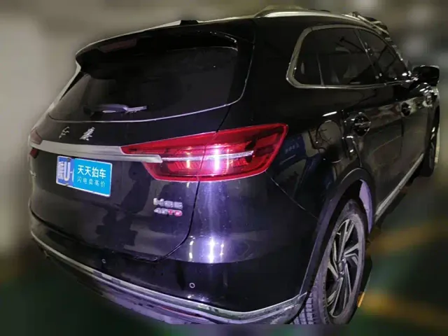 Hongqi HS5 — Фото автомобиля 2