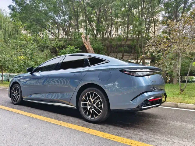 BYD Seal — Фото автомобиля 5