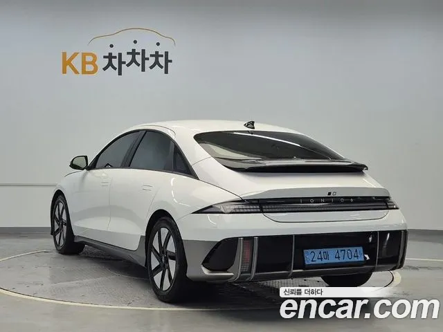Hyundai Ioniq 6 — Фото автомобиля 2