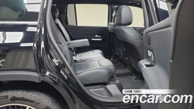 Mercedes-Benz EQB — Фото автомобиля 12