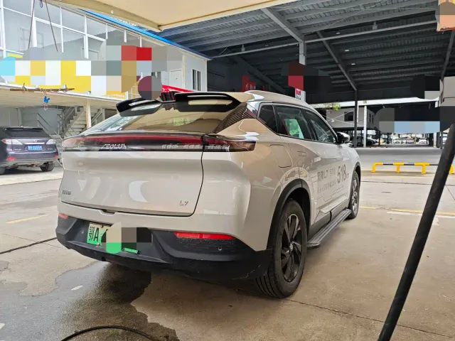 Dongfeng Fengshen L7 — Фото автомобиля 7