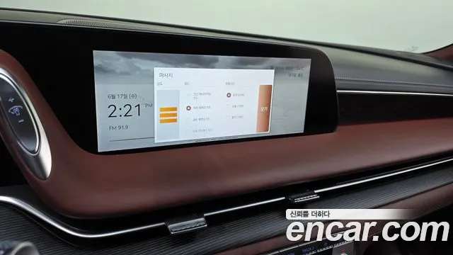 Genesis G90 Бензин 3.5 турбо AWD — Фото автомобиля 12