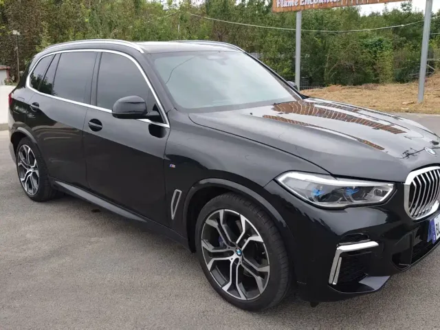 BMW X5 — Фото автомобиля 3