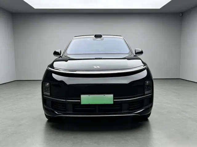Li Auto L9 — Фото автомобиля 2