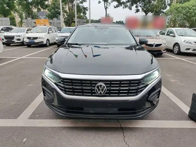 Volkswagen Passat — Фото автомобиля 2