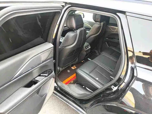 Cadillac XT5 — Фото автомобиля 7