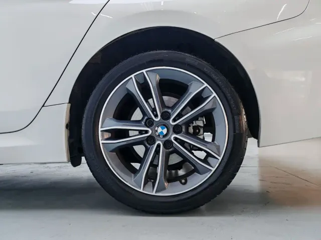 BMW BMW 1 Series 2021 Facelift 120i M Sport — Фото автомобиля 14