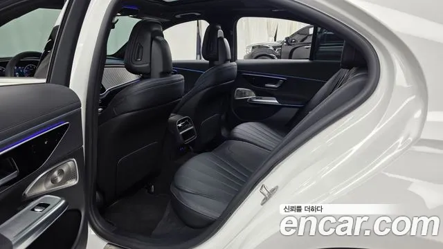 Mercedes-Benz E-Class W214 — Фото автомобиля 16