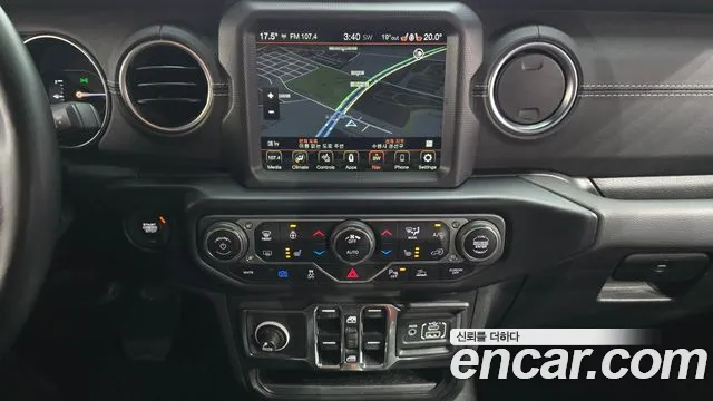 Jeep Wrangler JL — Фото автомобиля 13
